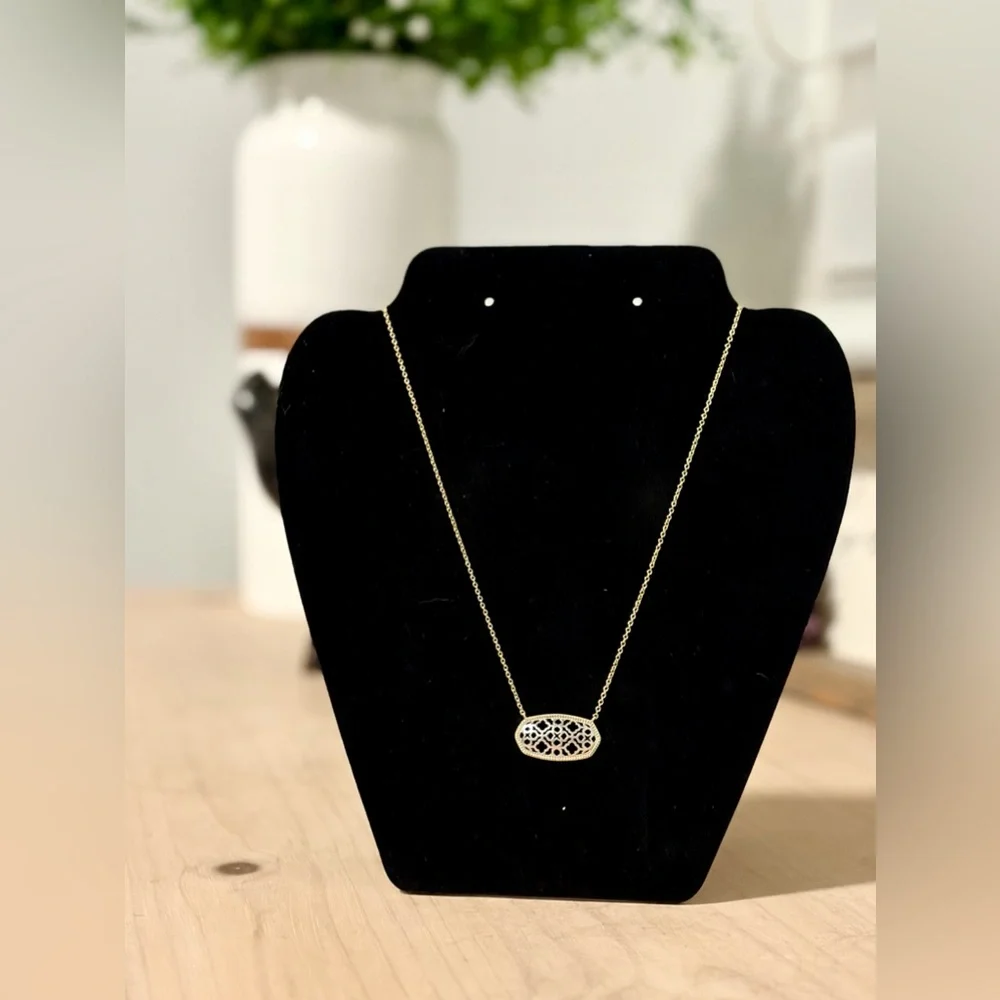 NWT Kendra Scott - Dollie Pendant Necklace - Gold Plated / Rhodium Filigree